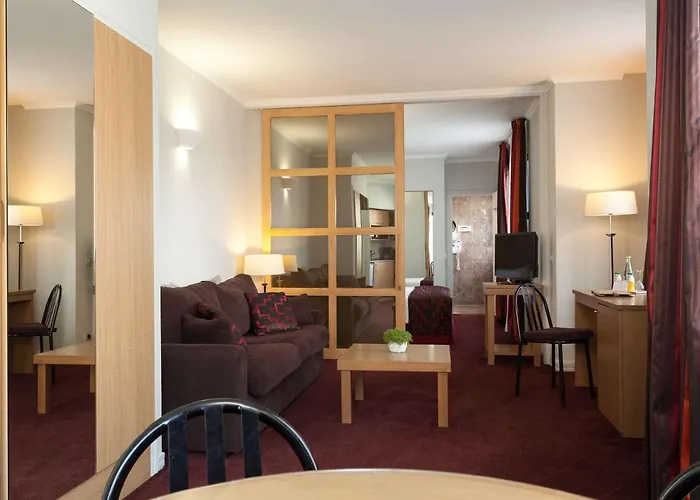 La Du Roy Champs Elysees