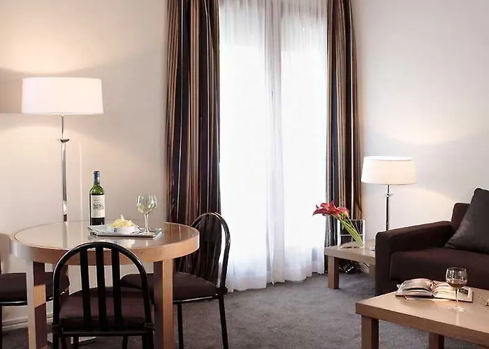 La Du Roy Champs Elysees 4*