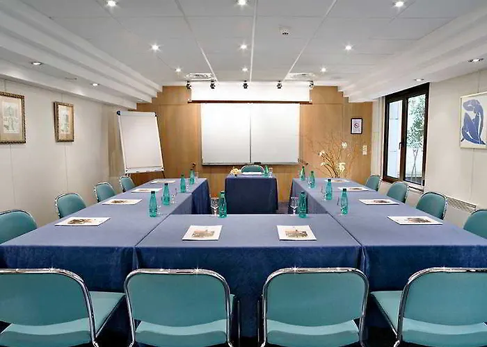 La Du Roy Champs Elysees 4* Paris