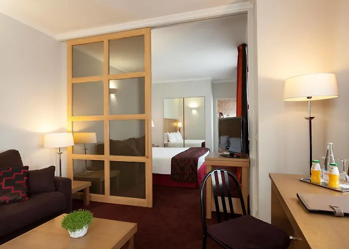 La Du Roy Champs Elysees 4*