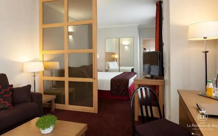 La Du Roy Champs Elysees Otel 4*