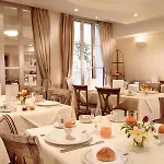 La Du Roy Champs Elysees 4* パリ