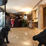 La Du Roy Champs Elysees 파리