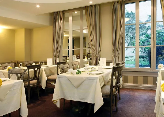 La Du Roy Champs Elysees Отель 4*