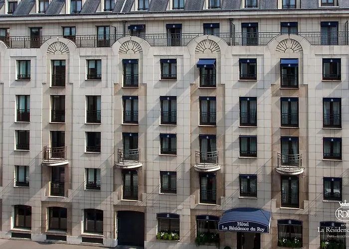 Hotel La Du Roy Champs Elysees 4*