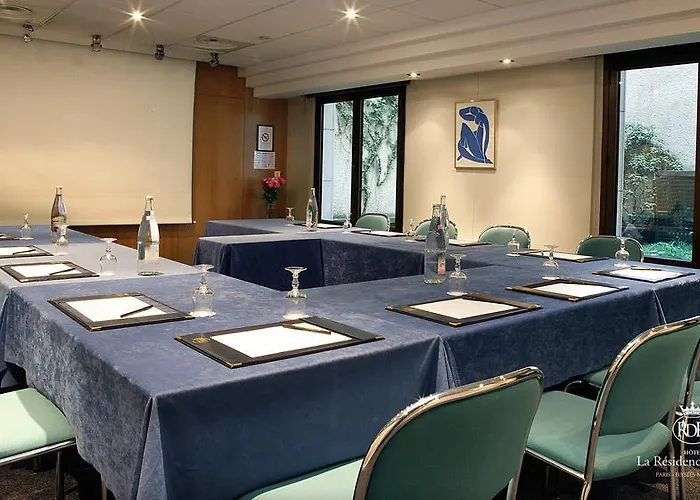 La Du Roy Champs Elysees 4*