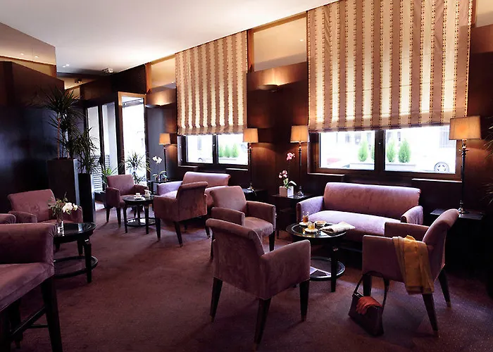 La Du Roy Champs Elysees 4* Париж
