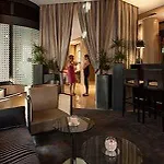 La Du Roy Champs Elysees Szálloda 4*