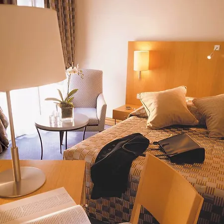 מלון La Du Roy Champs Elysees 4*