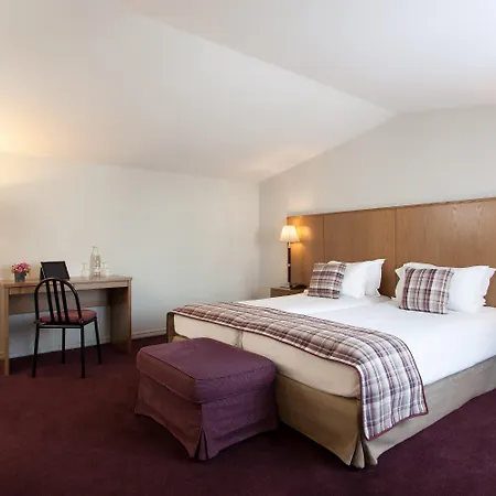 La Du Roy Champs Elysees מלון 4*